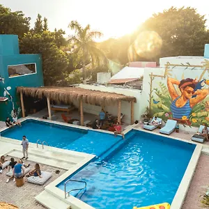 Hotel Nilu Downtown By Selina, Cancún