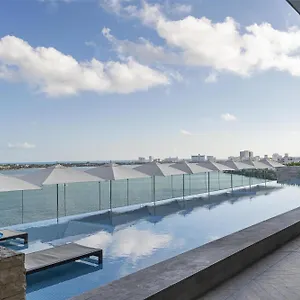 Canopy By Hilton La Isla Отель